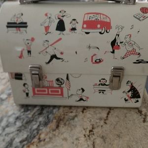 Vintage lunch box